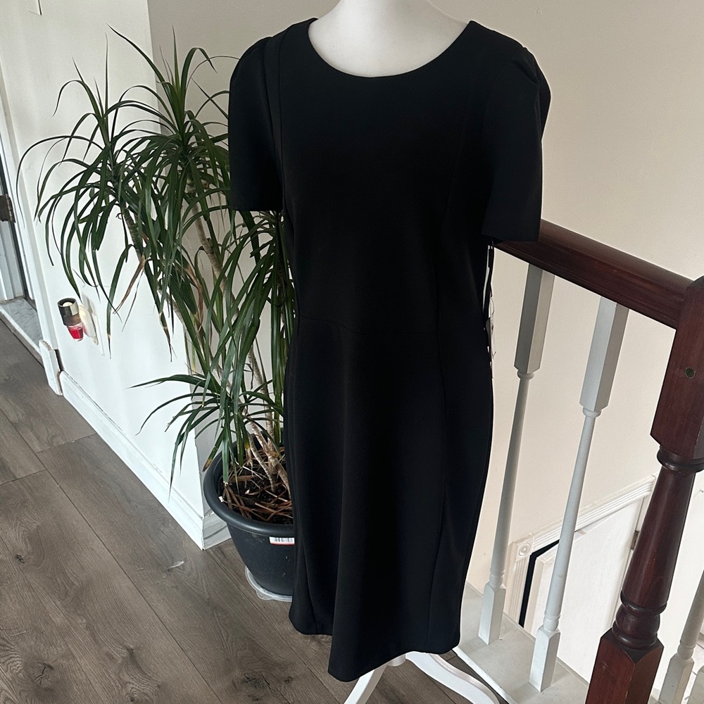 Calvin Klein Black Short Sleeve Sheath Midi Dress